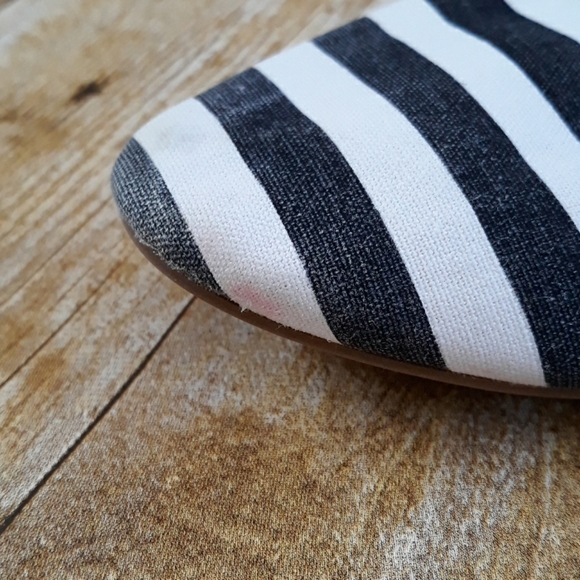 H&M Black and White Women's Flats - Picture 4 of 7